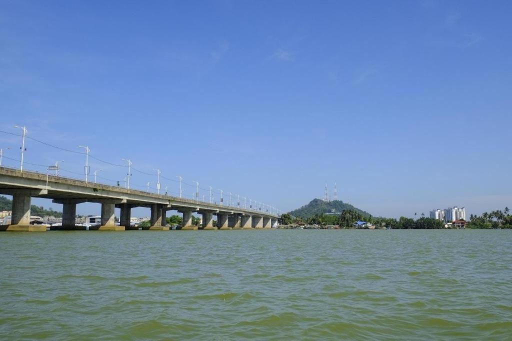 Felda Residence Kuala Terengganu Bagian luar foto